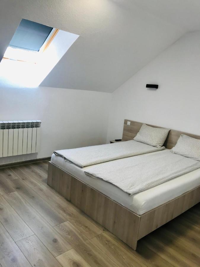 Vila Nona Apartment Sibiu Exteriör bild