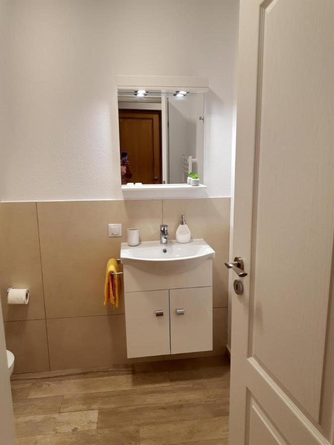 Vila Nona Apartment Sibiu Exteriör bild