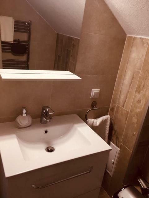 Vila Nona Apartment Sibiu Exteriör bild